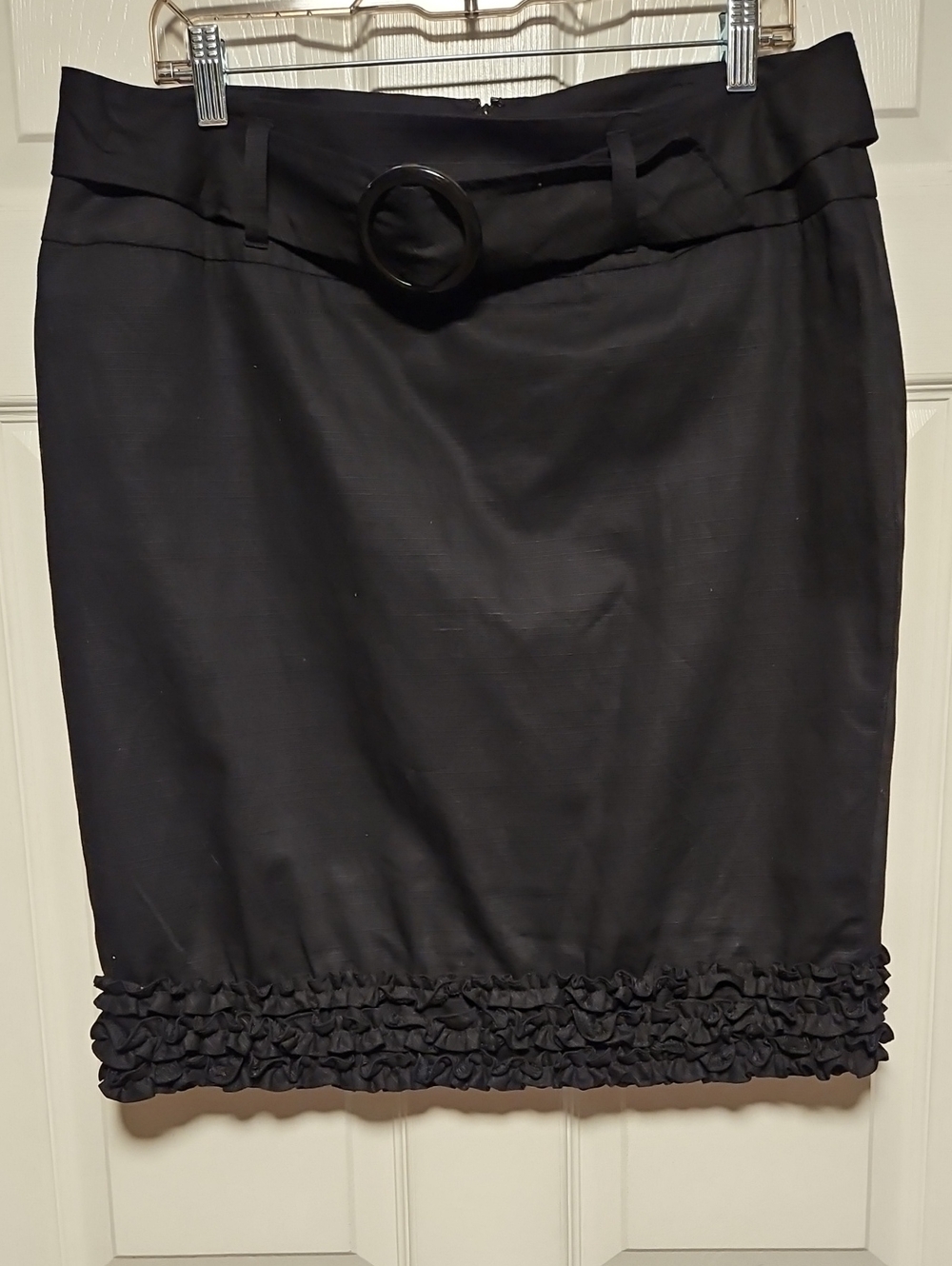 Donna Moore Ruffle-Hem Pencil Skirt